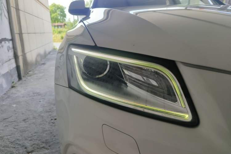 Used Audi Q5 2017 40 TFSI Dynamic Edition Right Front Headlight