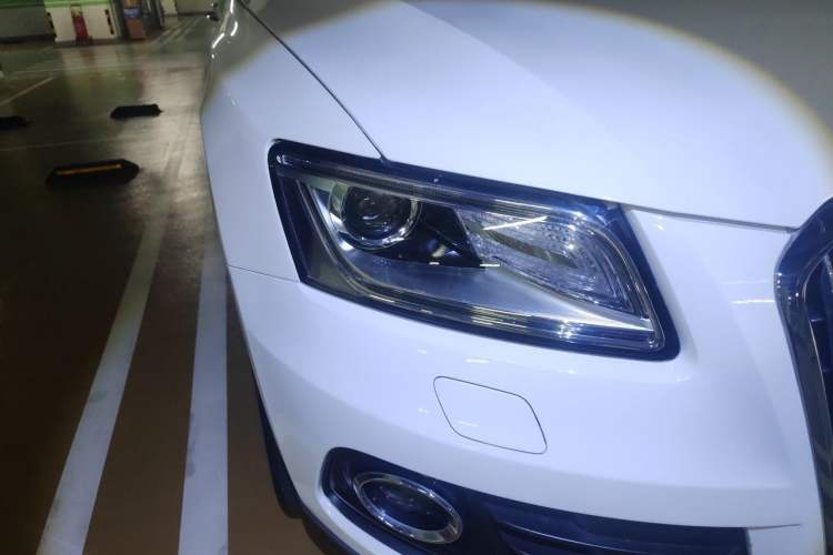 Used Audi Q5 2017 40 TFSI Ambition Edition Right Front Headlight