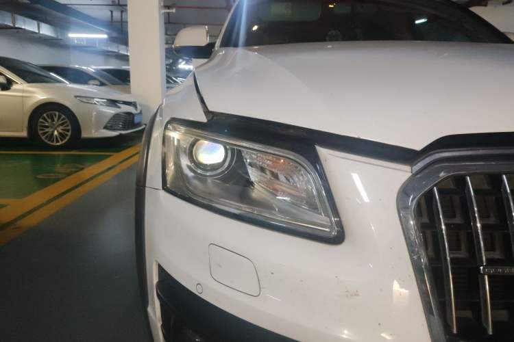Used Audi Q5 2017 Plus 40 TFSI Technology Model Right Front Headlight