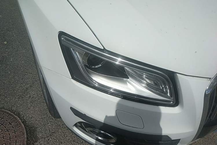 Used Audi Q5 2017 40 TFSI Ambition Edition Right Front Headlight