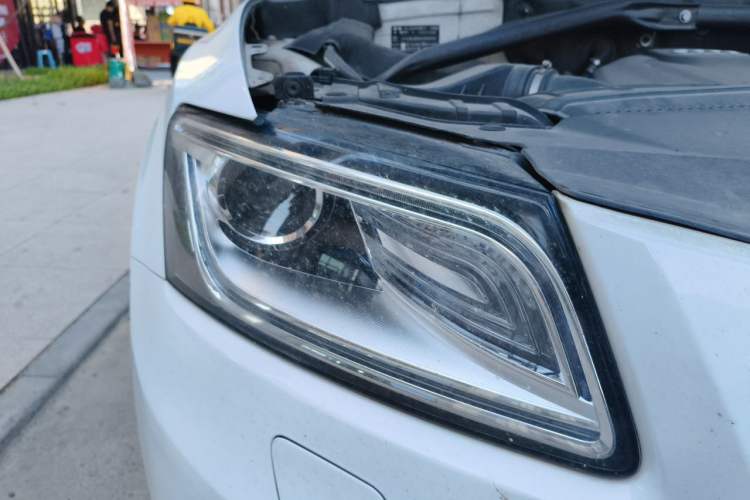 Used Audi Q5 2017 40 TFSI Ambition Edition Right Front Headlight