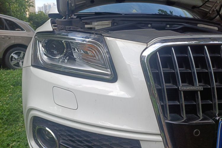 Used Audi Q5 2017 Plus 40 TFSI Ambition Model Right Front Headlight