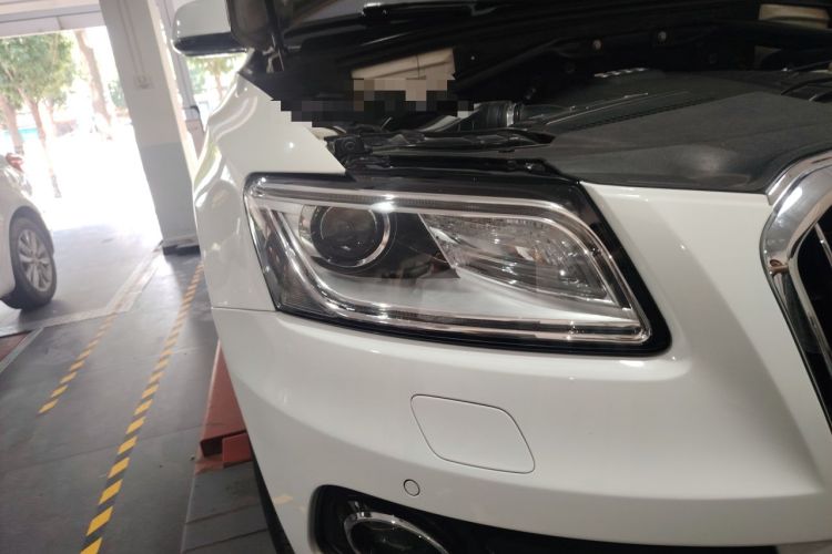 Used Audi Q5 2017 40 TFSI Comfort Model Right Front Headlight