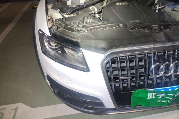 Used Audi Q5 2017 Plus 40 TFSI Technology Model Right Front Headlight