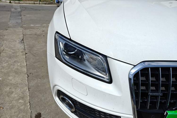 Used Audi Q5 2017 Plus 40 TFSI Ambition Model Right Front Headlight
