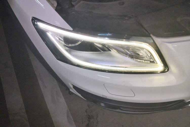 Used Audi Q5 2017 40 TFSI Technology Edition Right Front Headlight