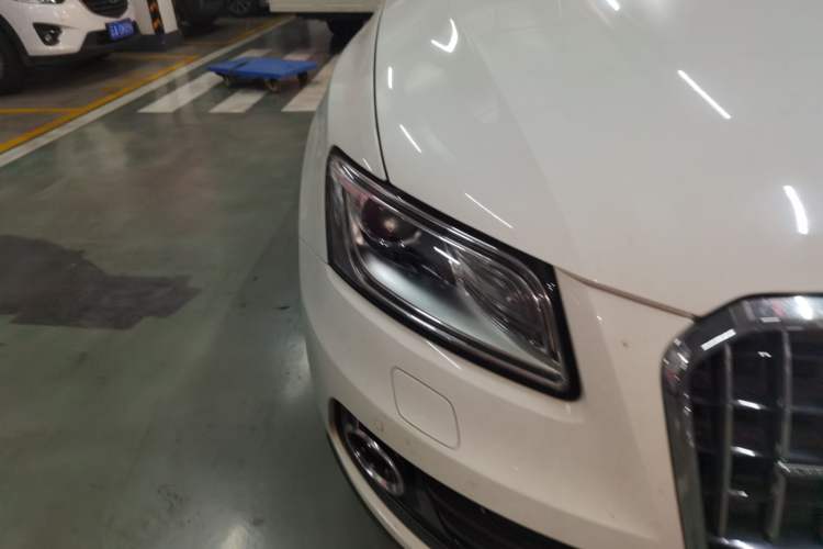 Used Audi Q5 2017 40 TFSI Technology Edition Right Front Headlight