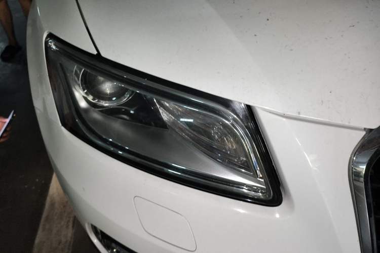 Used Audi Q5 2017 40 TFSI Ambition Edition Right Front Headlight