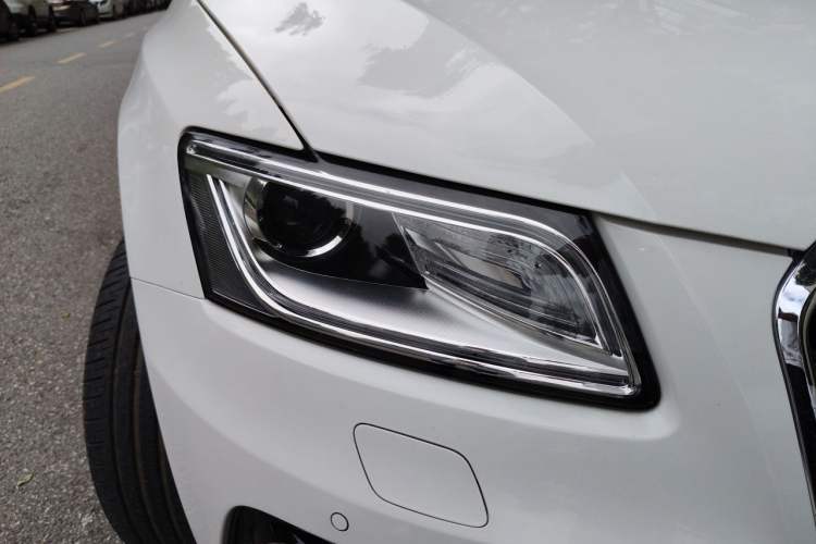 Used Audi Q5 2017 40 TFSI Technology Edition Right Front Headlight