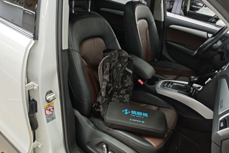 Used Audi Q5 2017 40 TFSI Ambition Edition Right Front Seat