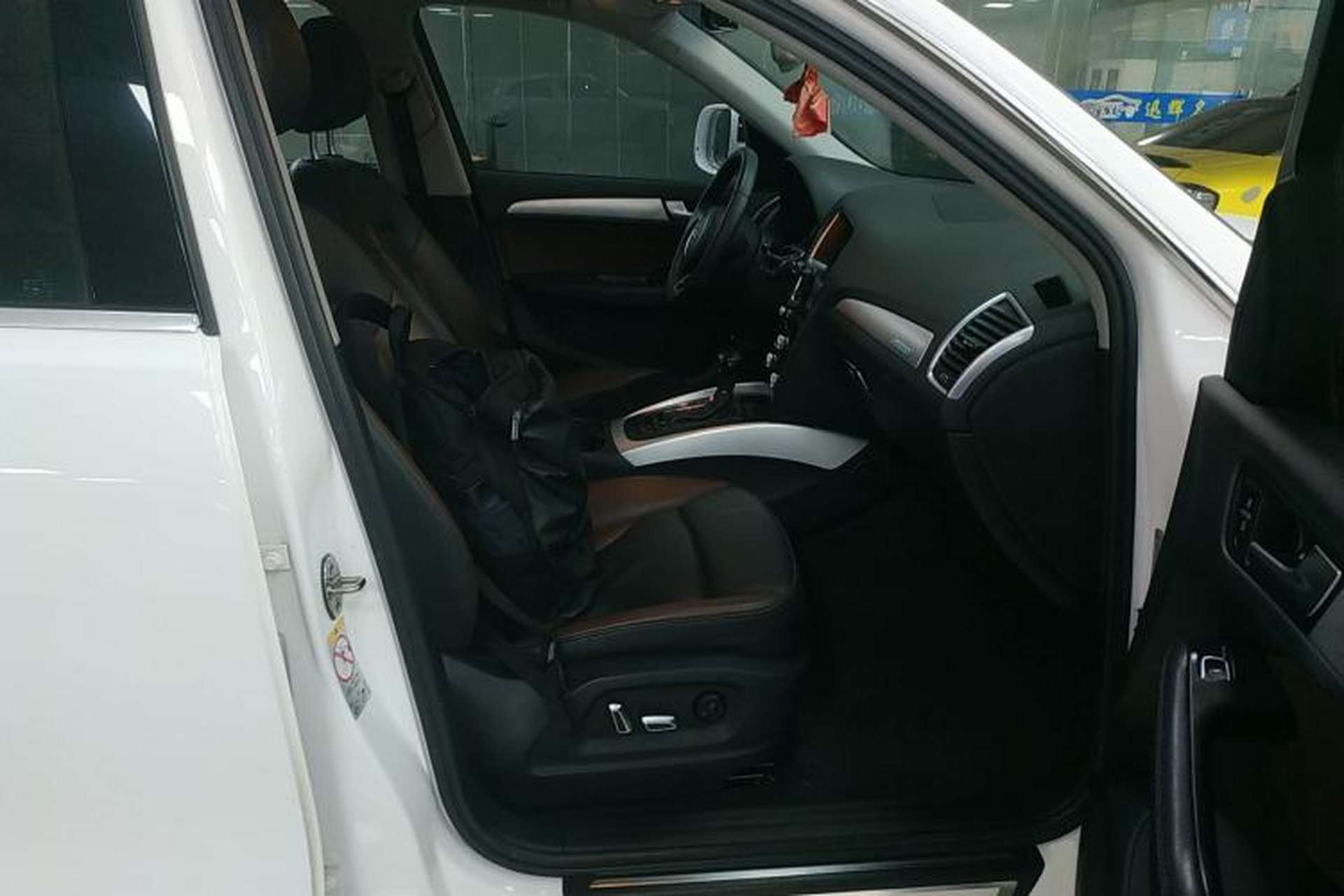 Used Audi Q5 2017 Plus 40 TFSI Technology Model Right Front Seat