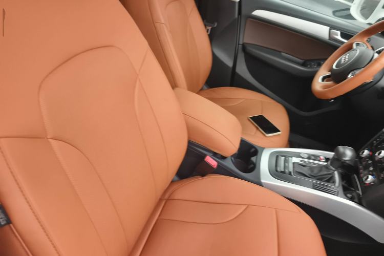 Used Audi Q5 2017 40 TFSI Technology Edition Right Front Seat