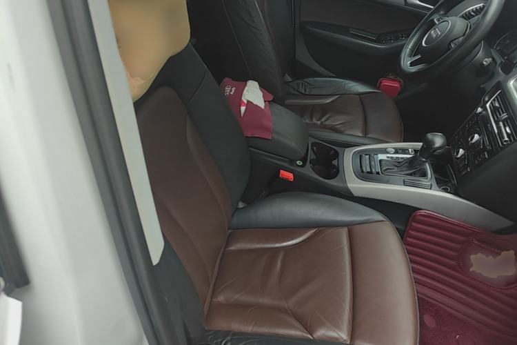 Used Audi Q5 2017 40 TFSI Ambition Edition Right Front Seat