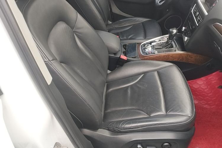 Used Audi Q5 2017 40 TFSI Comfort Model Right Front Seat