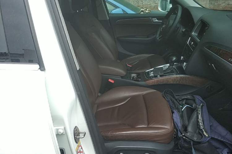 Used Audi Q5 2017 40 TFSI Comfort Model Right Front Seat