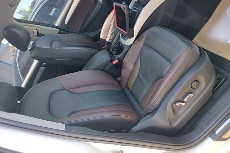 Used Audi Q5 2017 Plus 40 TFSI Technology Model Right Front Seat