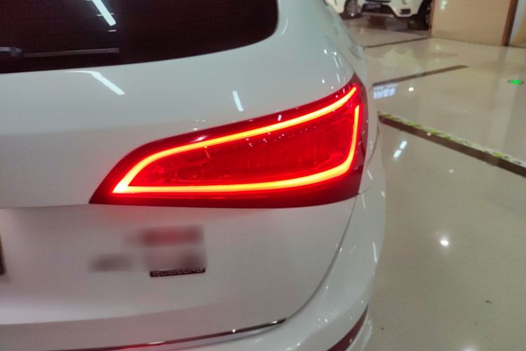 Used Audi Q5 2017 Plus 40 TFSI Ambition Model Right Rear Taillight