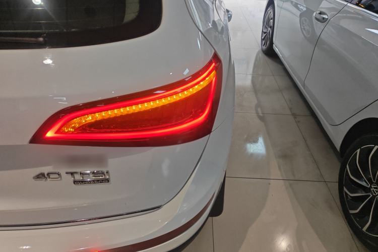 Used Audi Q5 2017 40 TFSI Technology Edition Right Rear Taillight