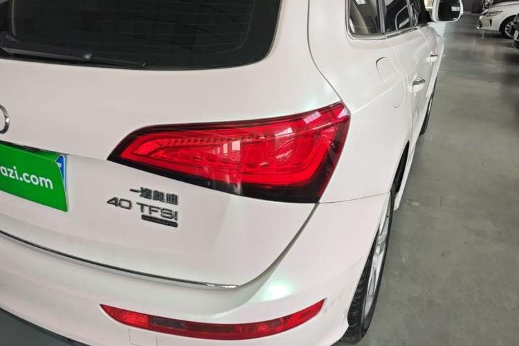 Used Audi Q5 2017 Plus 40 TFSI Technology Model Right Rear Taillight