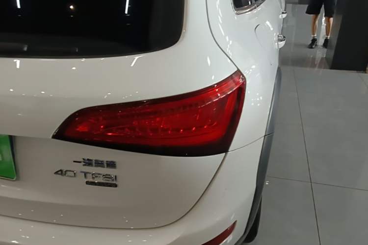 Used Audi Q5 2017 Plus 40 TFSI Technology Model Right Rear Taillight