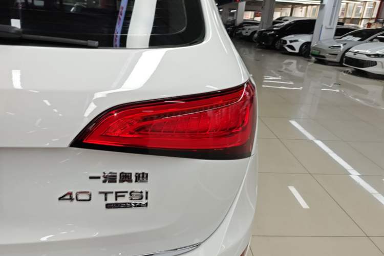 Used Audi Q5 2017 40 TFSI Ambition Edition Right Rear Taillight