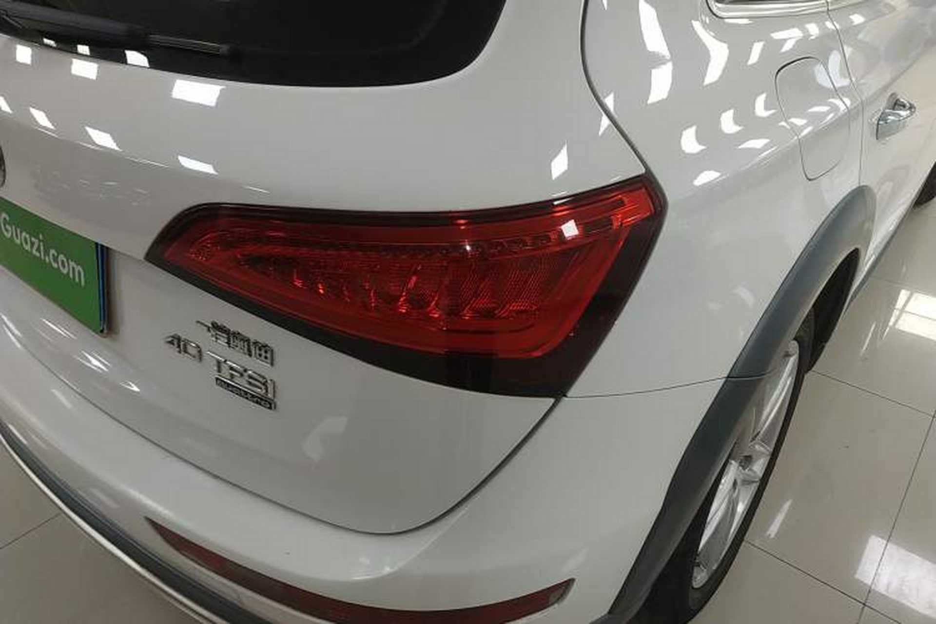 Used Audi Q5 2017 Plus 40 TFSI Technology Model Right Rear Taillight