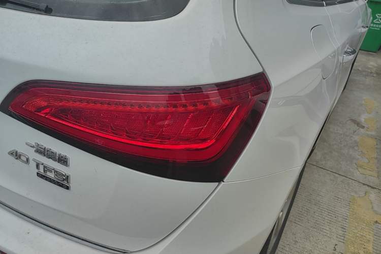 Used Audi Q5 2017 40 TFSI Ambition Edition Right Rear Taillight