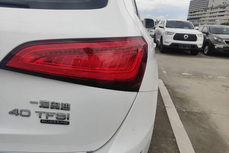 Used Audi Q5 2017 Plus 40 TFSI Ambition Model Right Rear Taillight