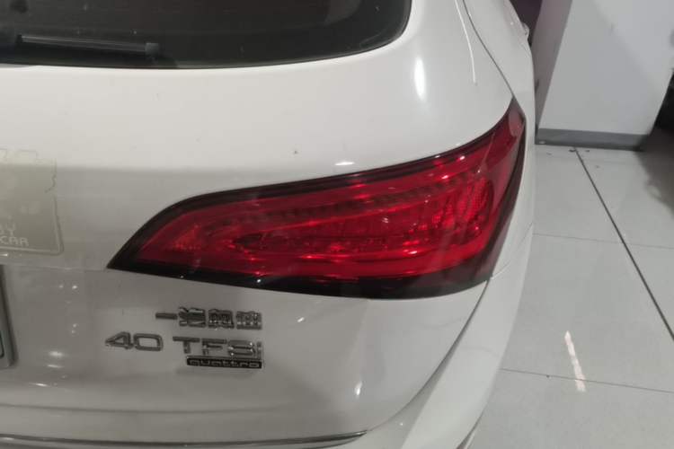 Used Audi Q5 2017 40 TFSI Ambition Edition Right Rear Taillight