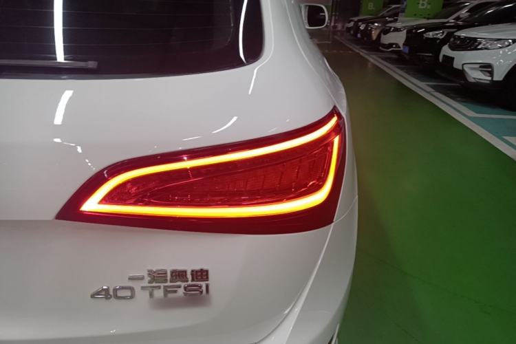 Used Audi Q5 2017 Plus 40 TFSI Ambition Model Right Rear Taillight
