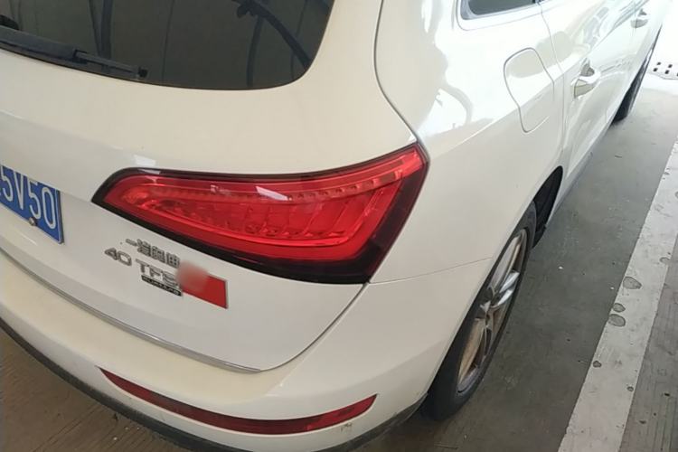 Used Audi Q5 2017 40 TFSI Comfort Model Right Rear Taillight