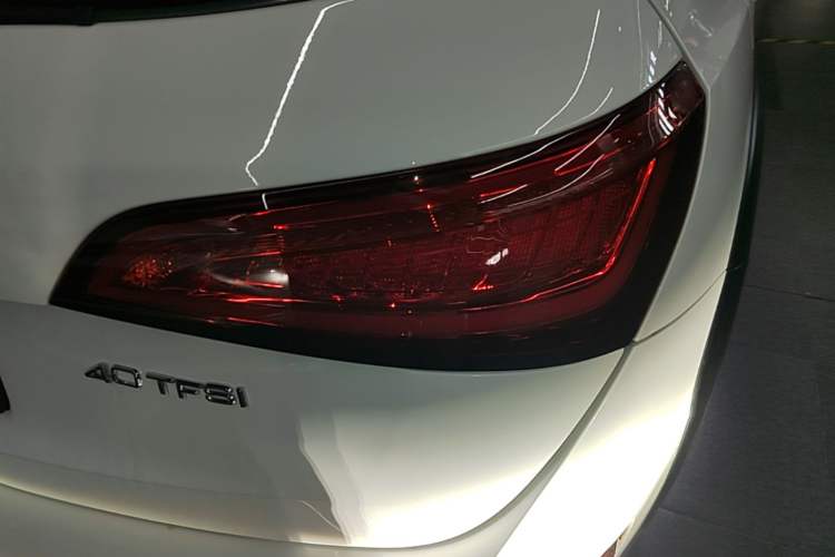 Used Audi Q5 2017 Plus 40 TFSI Technology Model Right Rear Taillight