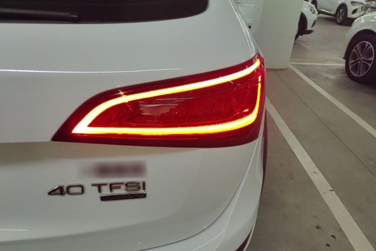 Used Audi Q5 2017 Plus 40 TFSI Technology Model Right Rear Taillight