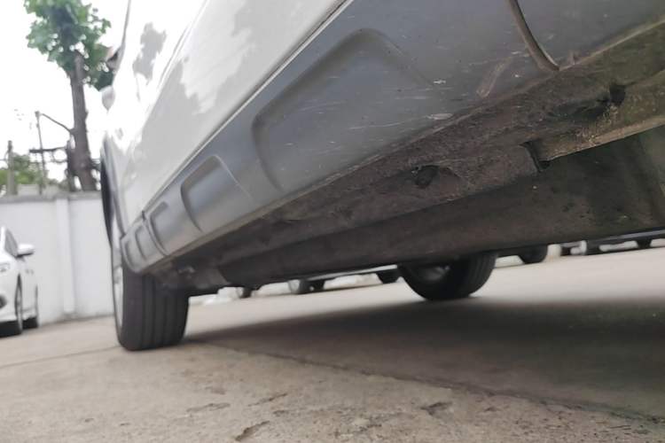Used Audi Q5 2017 Plus 40 TFSI Technology Model Right Side Sill