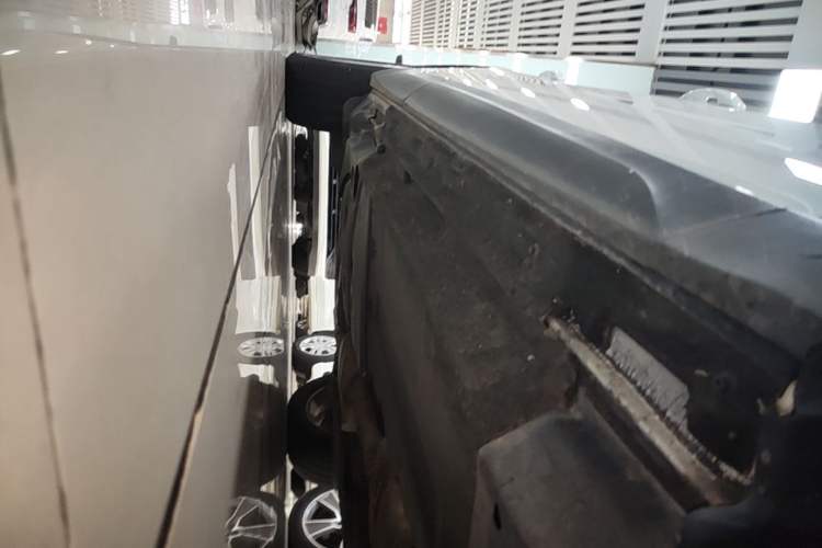 Used Audi Q5 2017 40 TFSI Technology Edition Right Side Sill
