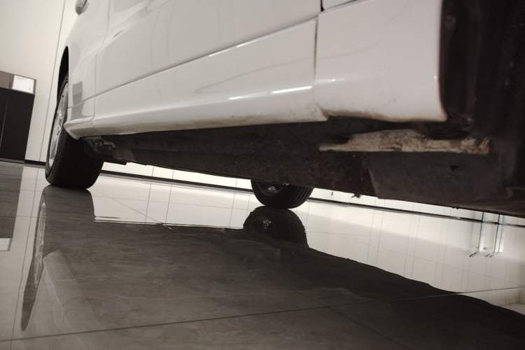 Used Audi Q5 2017 Plus 40 TFSI Ambition Model Right Side Sill