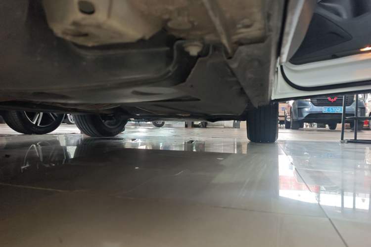 Used Audi Q5 2017 40 TFSI Technology Edition Right Side Sill