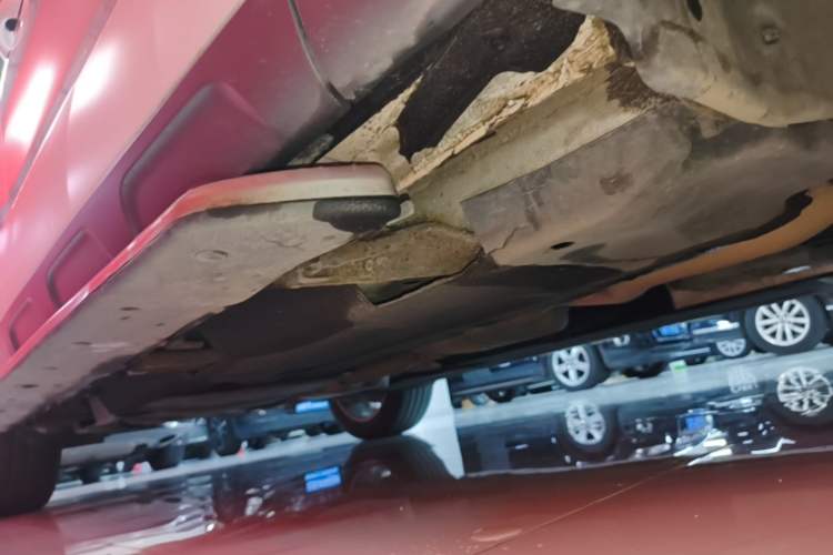Used Audi Q5 2017 Plus 40 TFSI Technology Model Right Side Sill