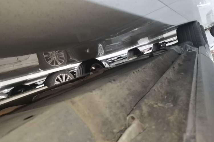 Used Audi Q5 2017 40 TFSI Ambition Edition Right Side Sill
