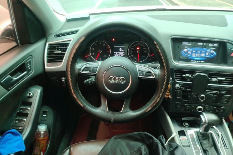 Used Audi Q5 2017 40 TFSI Ambition Edition Steering Wheel