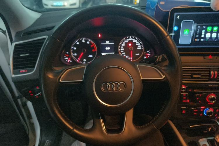 Used Audi Q5 2017 40 TFSI Ambition Edition Steering Wheel