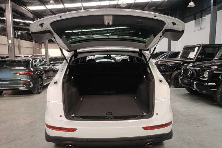 Used Audi Q5 2017 40 TFSI Technology Edition Trunk