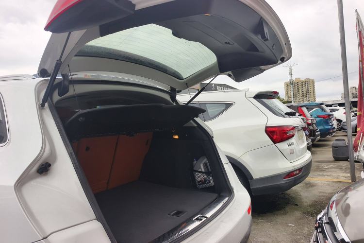 Used Audi Q5 2017 40 TFSI Technology Edition Trunk