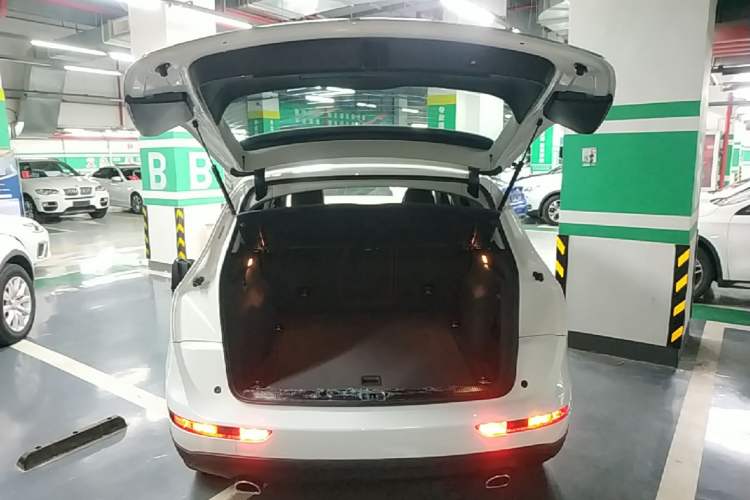 Used Audi Q5 2017 40 TFSI Technology Edition Trunk