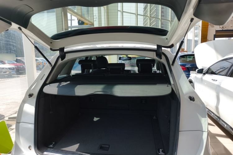 Used Audi Q5 2017 40 TFSI Technology Edition Trunk