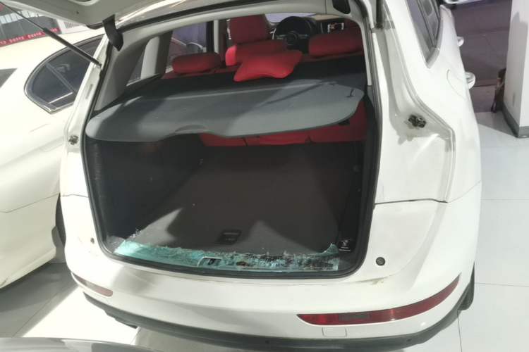 Used Audi Q5 2017 40 TFSI Ambition Edition Trunk