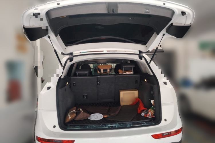 Used Audi Q5 2017 40 TFSI Comfort Model Trunk