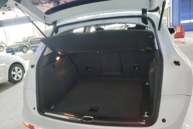 Used Audi Q5 2017 40 TFSI Ambition Edition Trunk