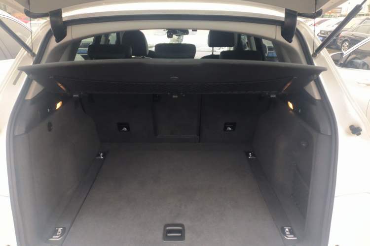 Used Audi Q5 2017 Plus 40 TFSI Technology Model Trunk