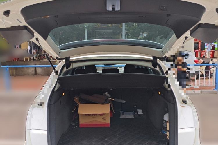 Used Audi Q5 2017 Plus 40 TFSI Ambition Model Trunk